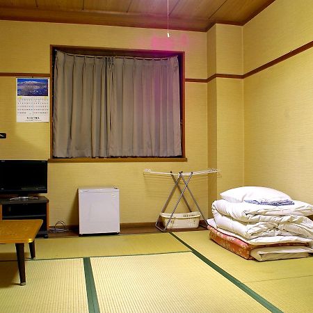 Business Hotel Sakigake Honkan Himeji Bagian luar foto
