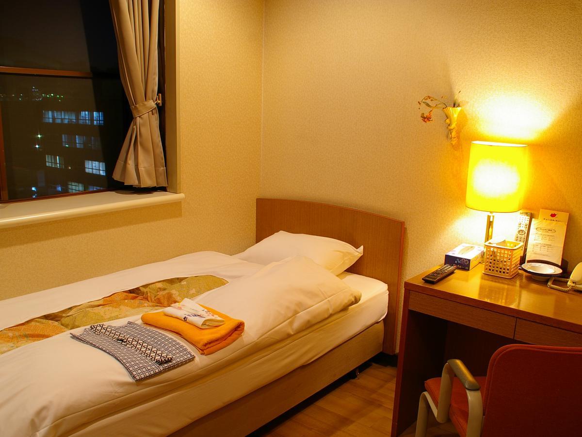 Business Hotel Sakigake Honkan Himeji Bagian luar foto